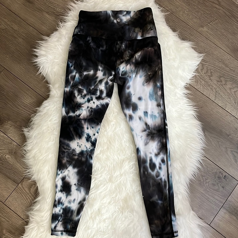 Harmony and Balance Blue & Black Tie-Dye leggings